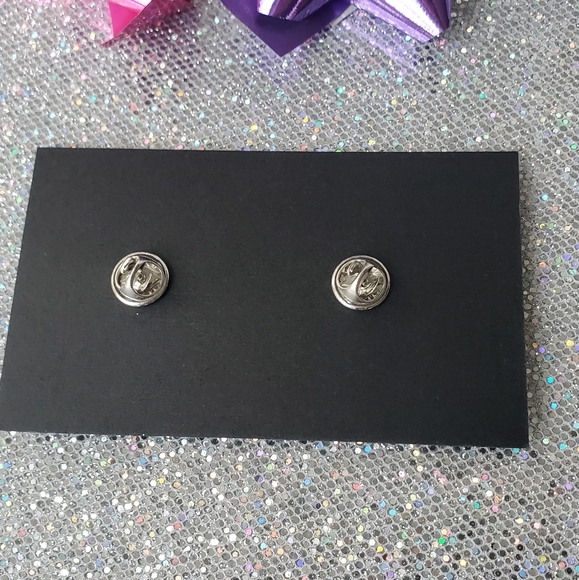 GIFT SET 2 Taylor Swift themed Pins new with free gift bag - Picture 4 of 5